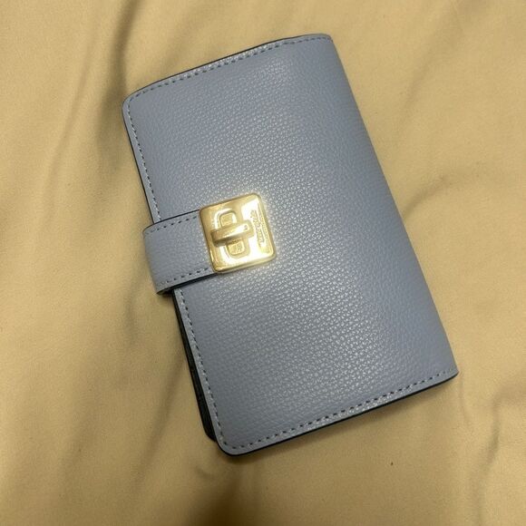 Brand New Kate Spade Wallet - Picture 2 of 7